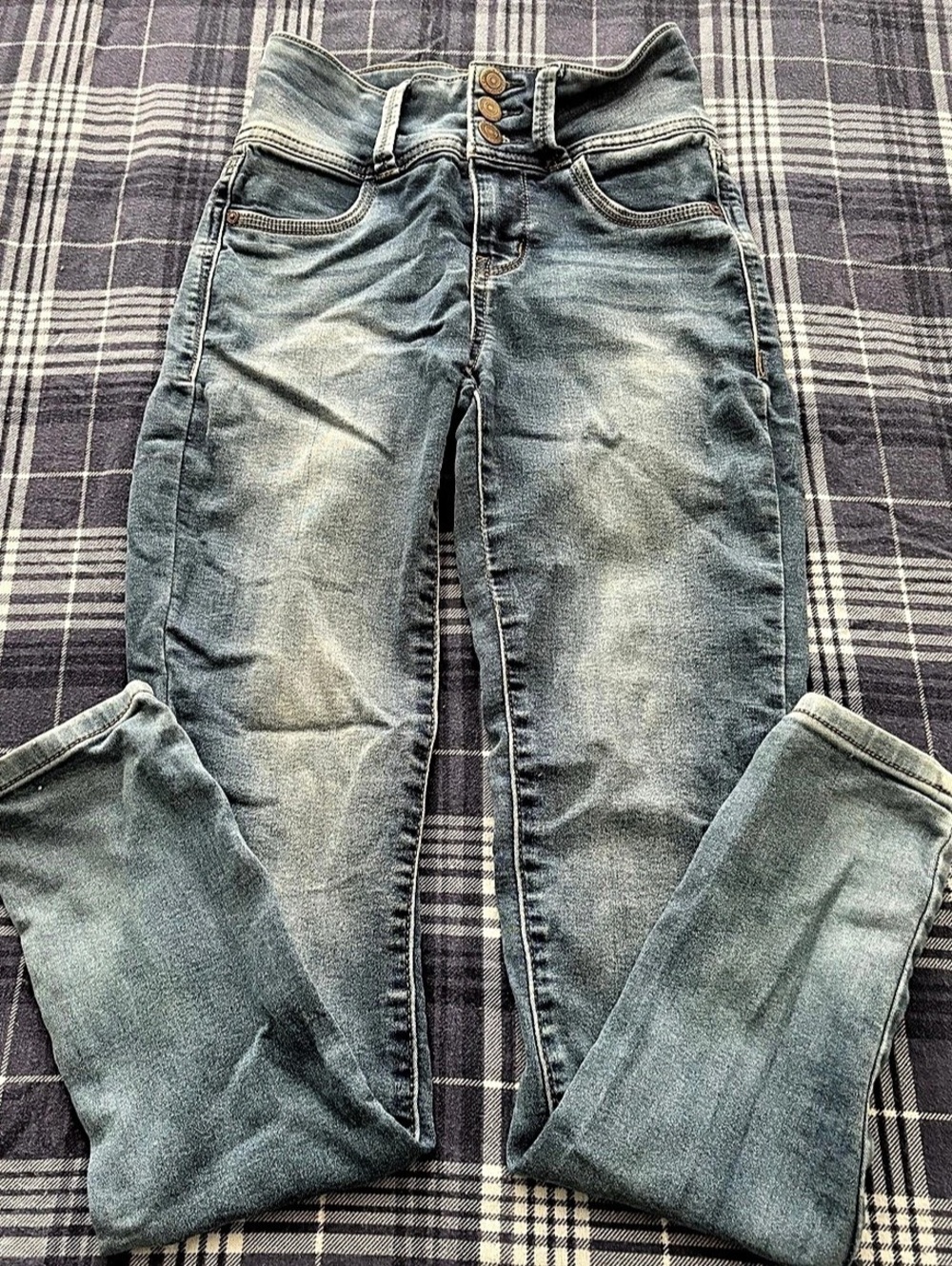 WallFlower The Sassy High Rise Skinny Jeans Blue Size 1